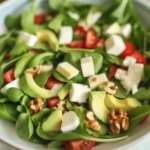 Ensalada de aguacate y queso mascarpone