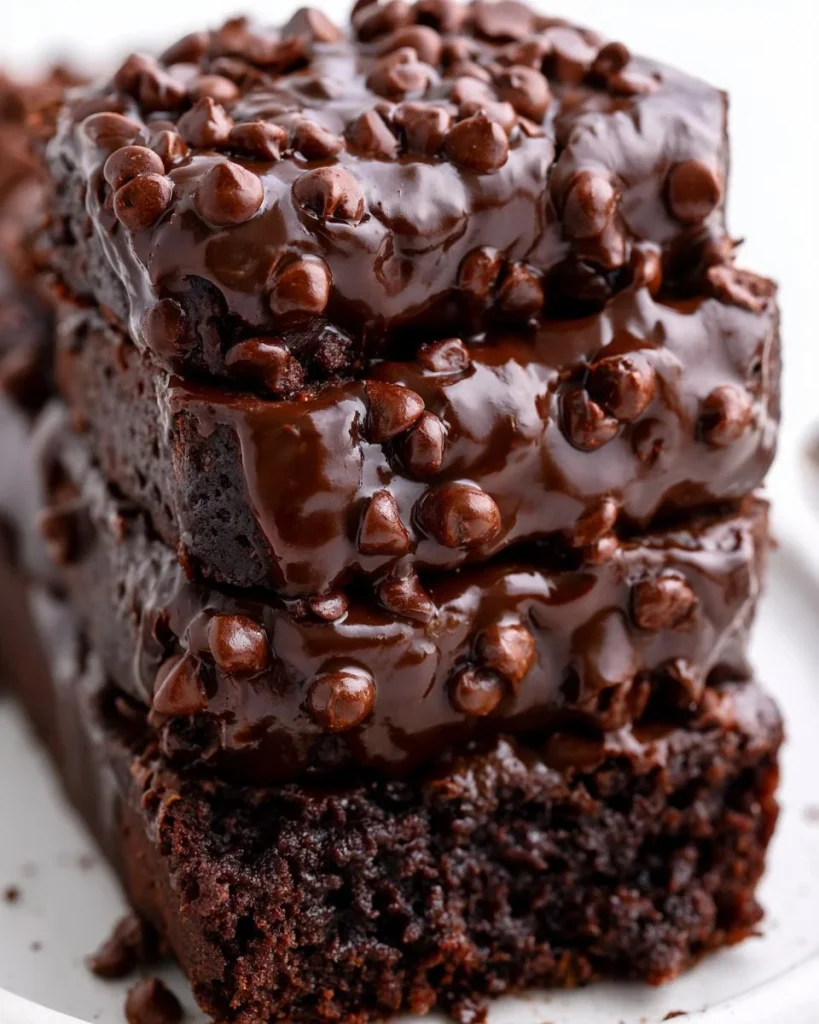 Pan de plátano y chocolate alto en proteínas, delicioso y saludable.