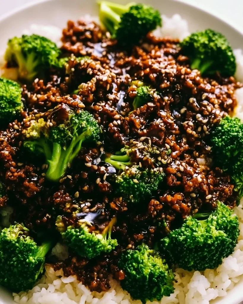 Receta de carne molida y brócoli, plato saludable y fácil de preparar.