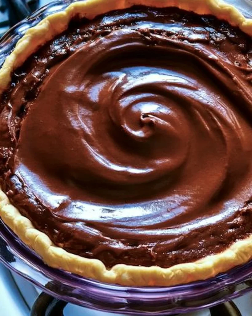 Delicioso Pay de Chocolate a la Antigua, un postre clásico y fácil de hacer.